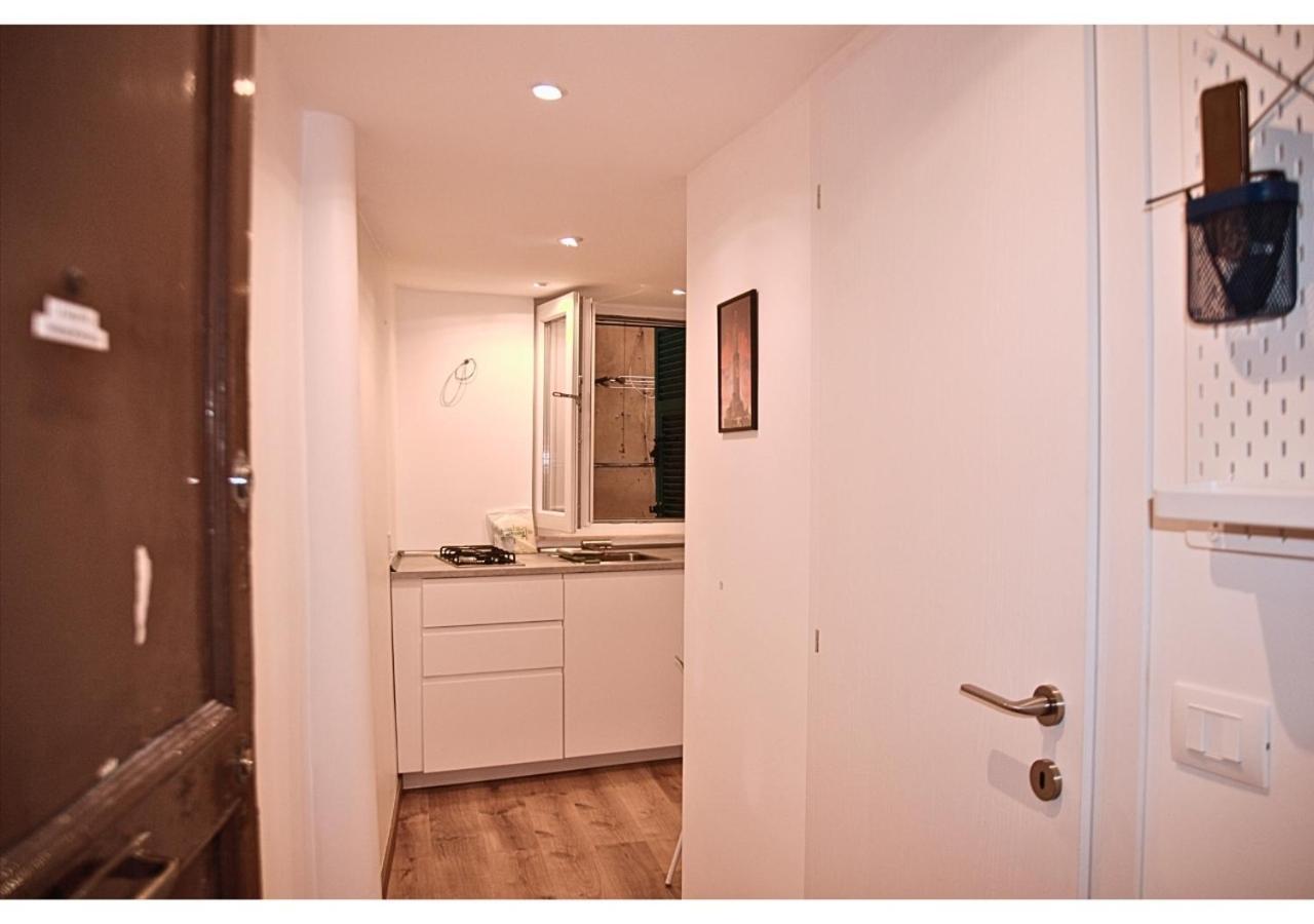 La Casa Di Aly Apartment Генуа Екстериор снимка